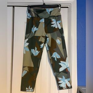 Lou & Grey Olive Green Floral Camo Leggings with Light Blue Blooms
